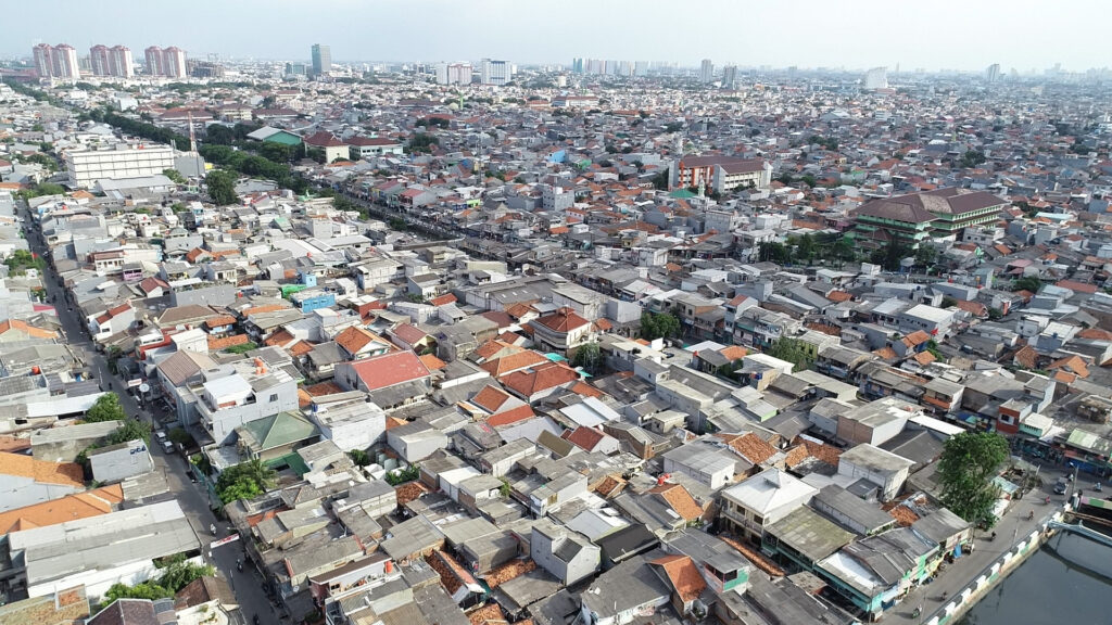 menurunkan laju pertambahan penduduk